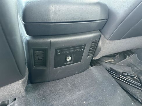 Used 2011 RAM 1500 Laramie AWD/4WD image 14