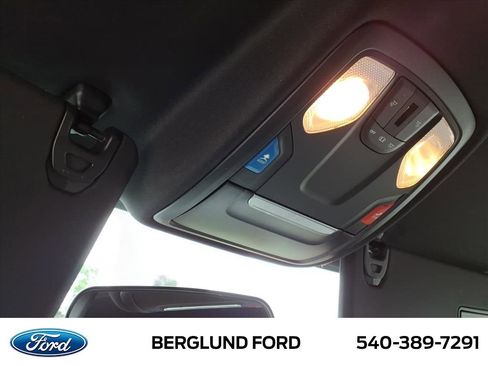 Used 2022 RAM 2500 Tradesman w/ Chrome Appearance Group image 29