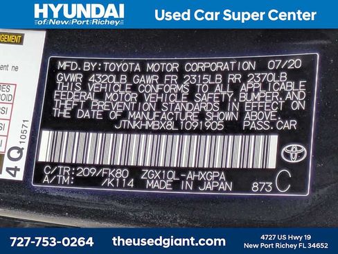 Used 2020 Toyota C-HR XLE FWD image 32