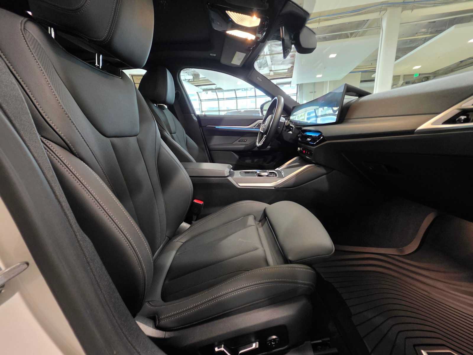 Used 2026 BMW i4 xDrive40i w/ M Sport Package AWD/4WD image 11