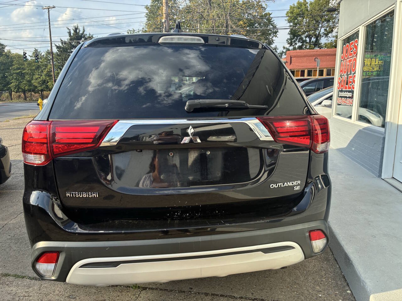 Used 2019 Mitsubishi Outlander SE AWD/4WD image 4