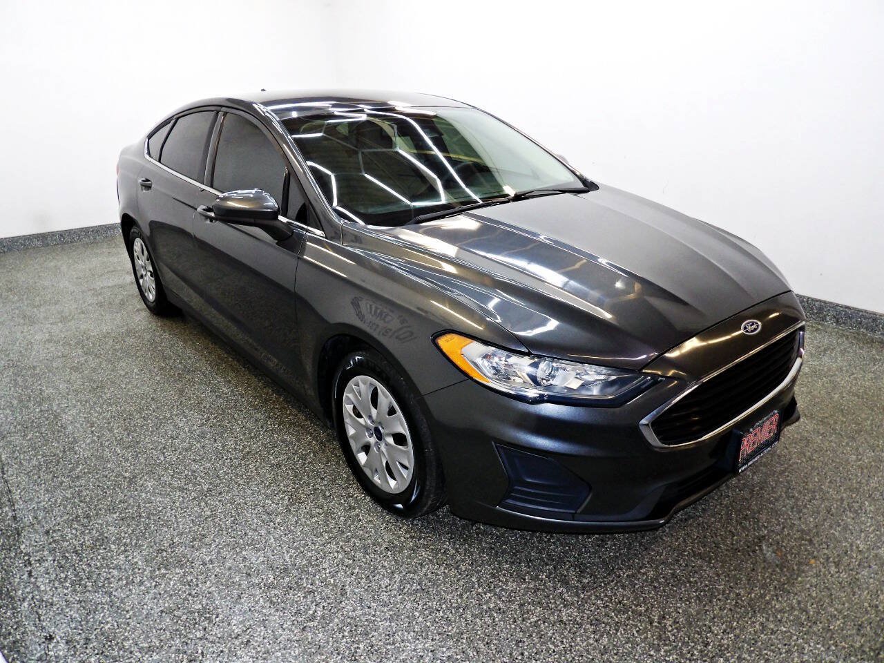 Used 2020 Ford Fusion S FWD image 3