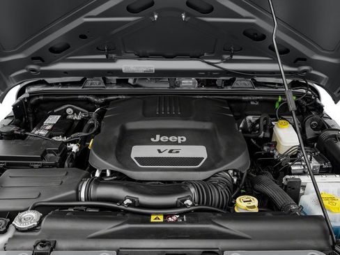 Used 2018 Jeep Wrangler Sport AWD/4WD image 16