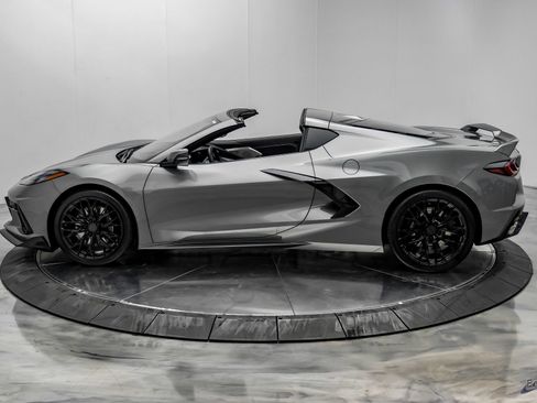 Used 2022 Chevrolet Corvette Stingray Preferred Cpe w/ Z51 Performance Package RWD image 9