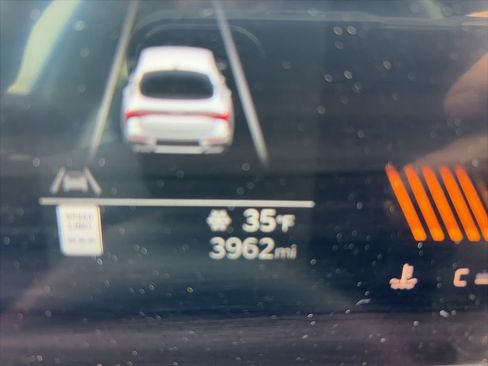 Used 2025 Kia K5 GT-Line w/ GT-Line Premium Package image 15