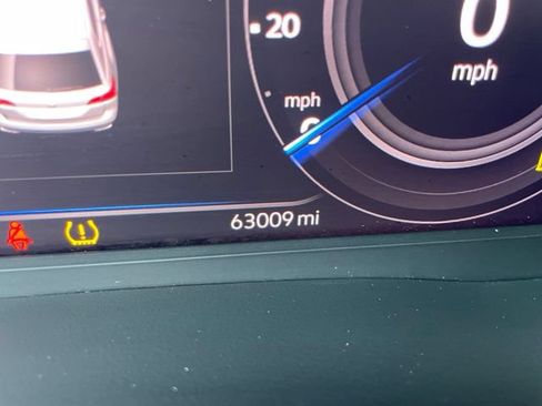 Used 2021 Volkswagen Atlas SEL AWD/4WD image 18