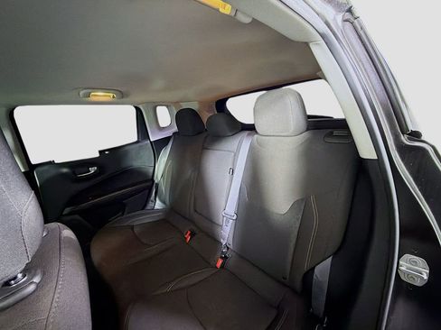 Used 2021 Jeep Compass Sport image 22