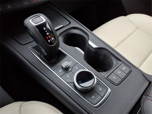 Used 2019 Cadillac XT4 Sport image 19