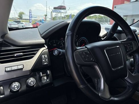 Used 2020 GMC Yukon Denali w/ Denali Ultimate Package AWD/4WD image 21