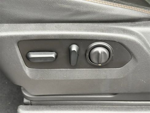 Certified 2021 GMC Sierra 2500 AT4 w/ Gooseneck/5TH Wheel Package image 16