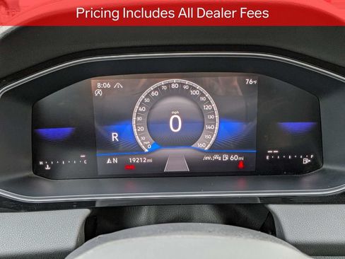 Used 2025 Volkswagen Jetta Sport FWD image 27