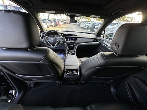 Certified 2023 Cadillac XT6 Luxury image 31