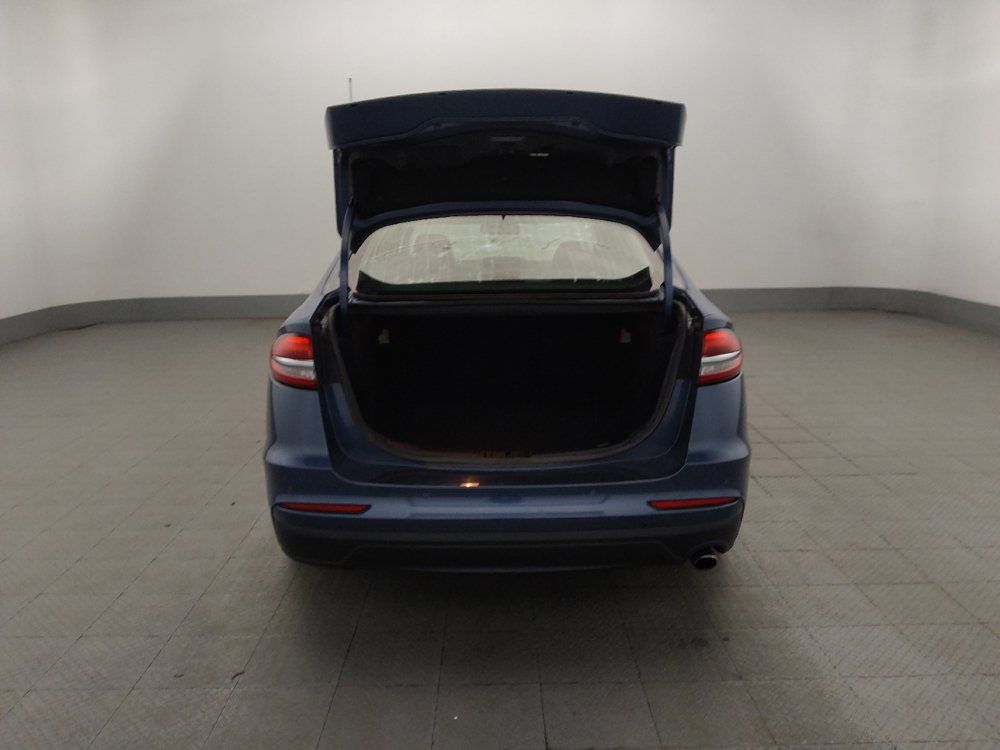 Used 2019 Ford Fusion SE FWD image 29
