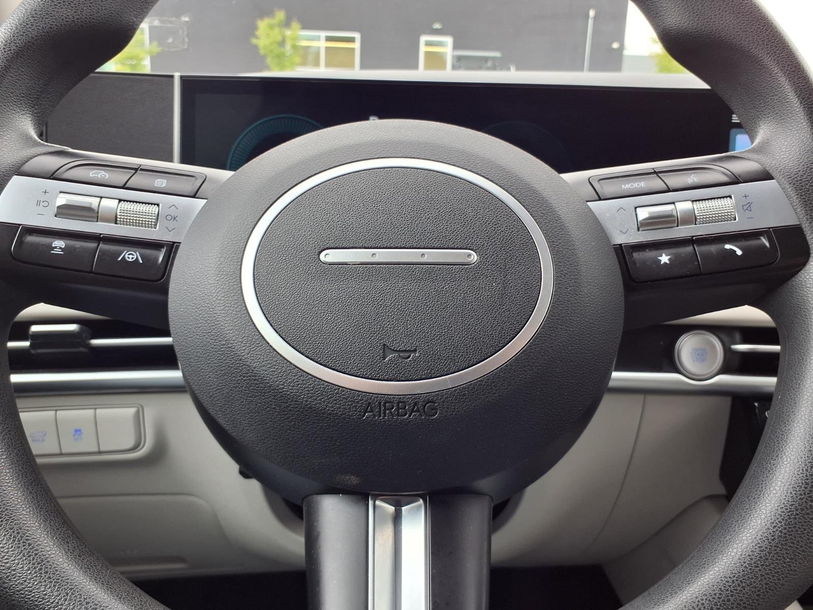 Used 2025 Hyundai Tucson SEL AWD/4WD image 15