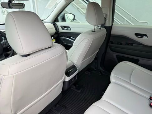 New 2026 Nissan Pathfinder SL AWD/4WD image 20