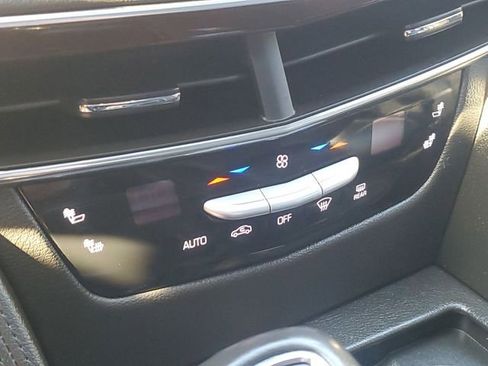 Used 2020 Cadillac CT6 Luxury image 22