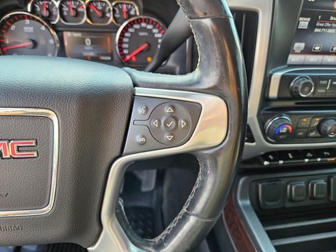 Used 2015 GMC Sierra 1500 SLT w/ SLT Crew Cab Value Package AWD/4WD image 18