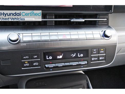 Certified 2024 Hyundai Kona SEL w/ Convenience Package image 28