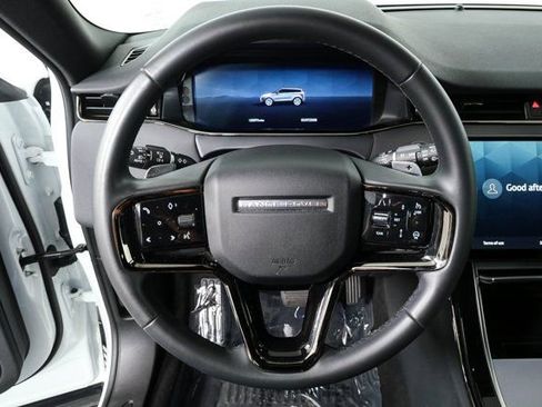 Used 2024 Land Rover Range Rover Evoque S AWD/4WD image 11