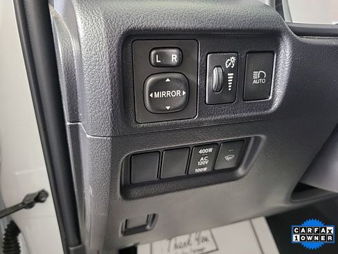 Used 2024 Toyota 4Runner SR5 image 18