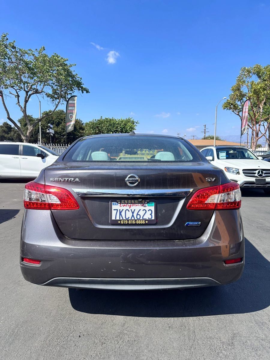 Used 2014 Nissan Sentra SV w/ SV Driver Package FWD image 5