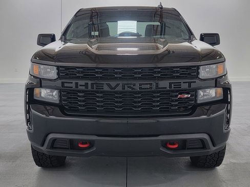 Used 2019 Chevrolet Silverado 1500 Custom Trail Boss w/ Custom Convenience Package AWD/4WD image 3