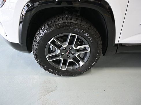 New 2026 GMC Terrain AT4 w/ Convenience Package III image 29