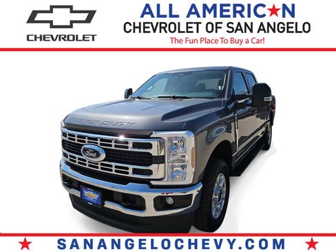 Used 2025 Ford F250 XLT AWD/4WD image 1