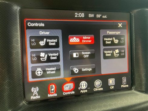 Used 2015 Dodge Charger R/T w/ Plus Group image 33