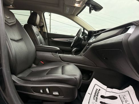 Used 2019 Cadillac XT5 Luxury AWD/4WD image 32