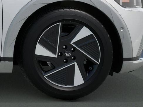 New 2026 Hyundai Ioniq 5 Limited RWD image 8