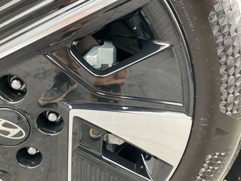 Used 2025 Hyundai Ioniq 5 SEL image 80