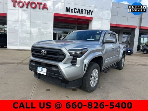 Certified 2024 Toyota Tacoma SR5 image 2