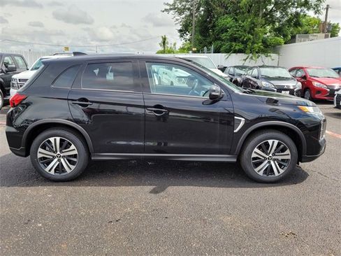 New 2025 Mitsubishi Outlander Sport SE image 5