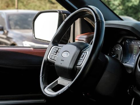 Used 2024 Ford Expedition Max Limited RWD image 14