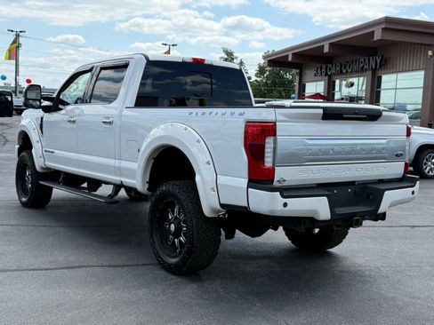 Used 2019 Ford F350 Platinum w/ Platinum Ultimate Package AWD/4WD image 6