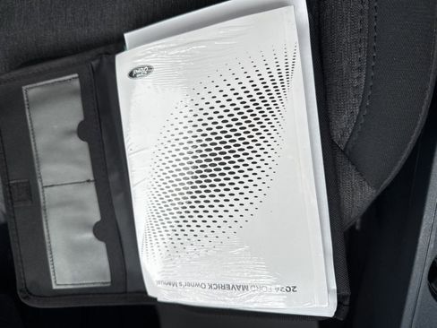 Used 2024 Ford Maverick XLT w/ XLT Luxury Package image 25