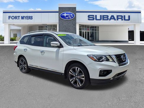Used 2018 Nissan Pathfinder Platinum FWD image 1