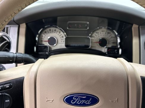 Used 2013 Ford Expedition EL XLT image 14
