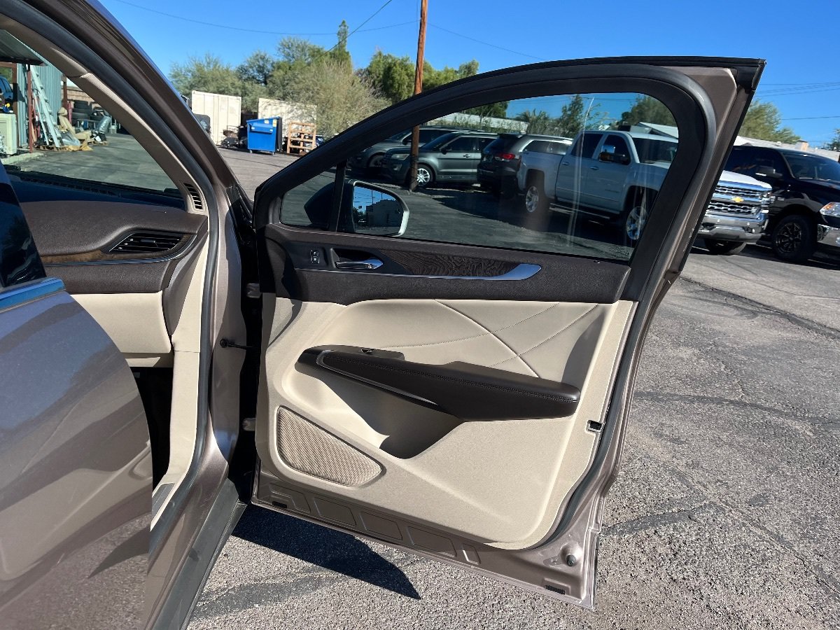Used 2019 Lincoln MKC Reserve w/ MKC Technology Package FWD image 18