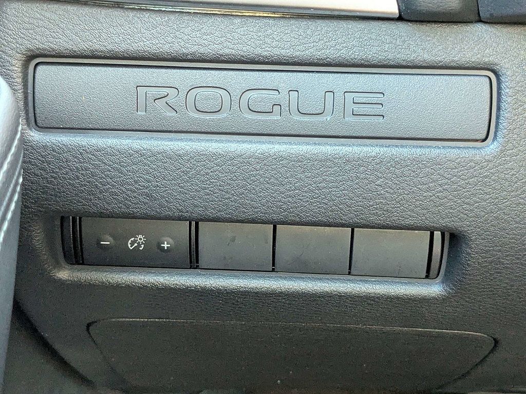 Certified 2022 Nissan Rogue S FWD image 26