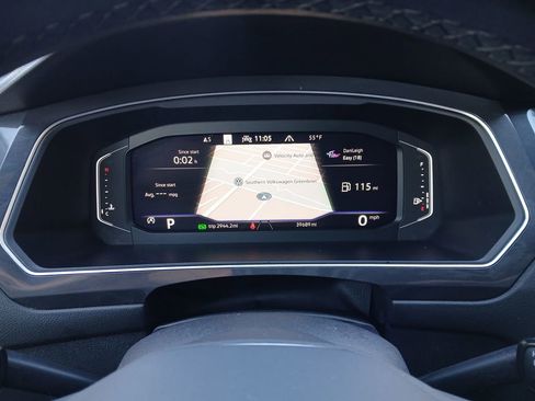 Used 2022 Volkswagen Tiguan SEL R-Line image 16