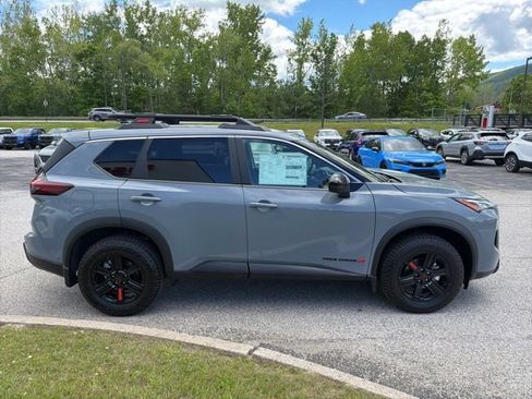 New 2026 Nissan Rogue SV AWD/4WD image 4
