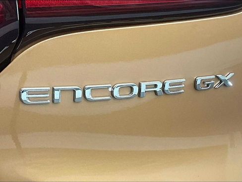 Used 2024 Buick Encore GX Sport Touring w/ Comfort Package image 31