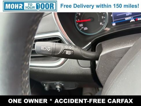 Used 2023 Chevrolet Equinox LT image 17