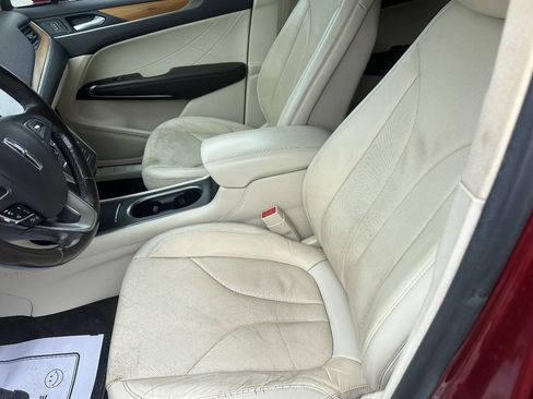 Used 2016 Lincoln MKC Reserve FWD image 10