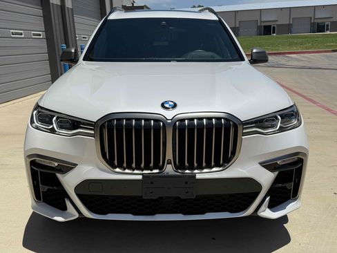 Used 2020 BMW X7 M50i w/ Executive Package AWD/4WD image 3