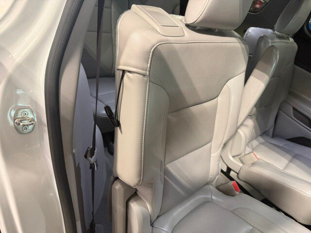 Used 2017 GMC Acadia SLT AWD/4WD image 16