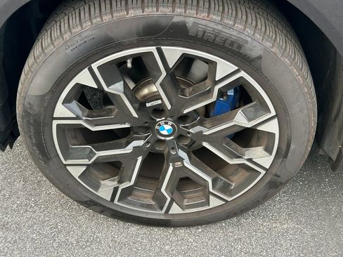 Used 2025 BMW X3 xDrive30i w/ Premium Package AWD/4WD image 3