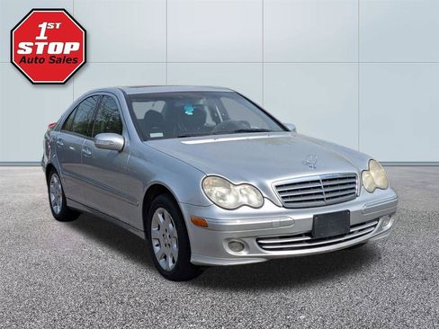 Used 2005 Mercedes-Benz C 240 4MATIC Sedan image 1